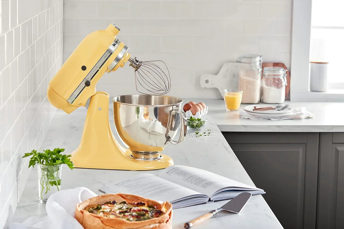 KitchenAid Artisan Series 5 Quart Tilt-Head Stand Mixer