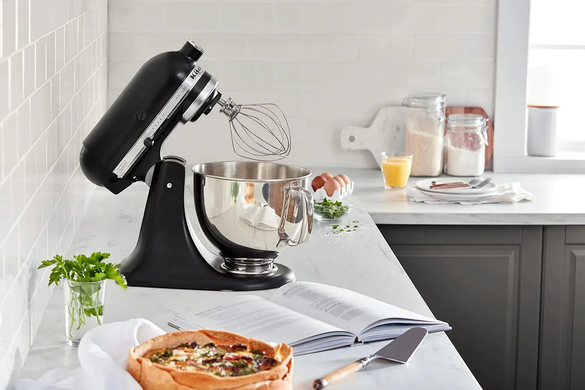 KitchenAid Artisan Series 5 Quart Tilt-Head Stand Mixer